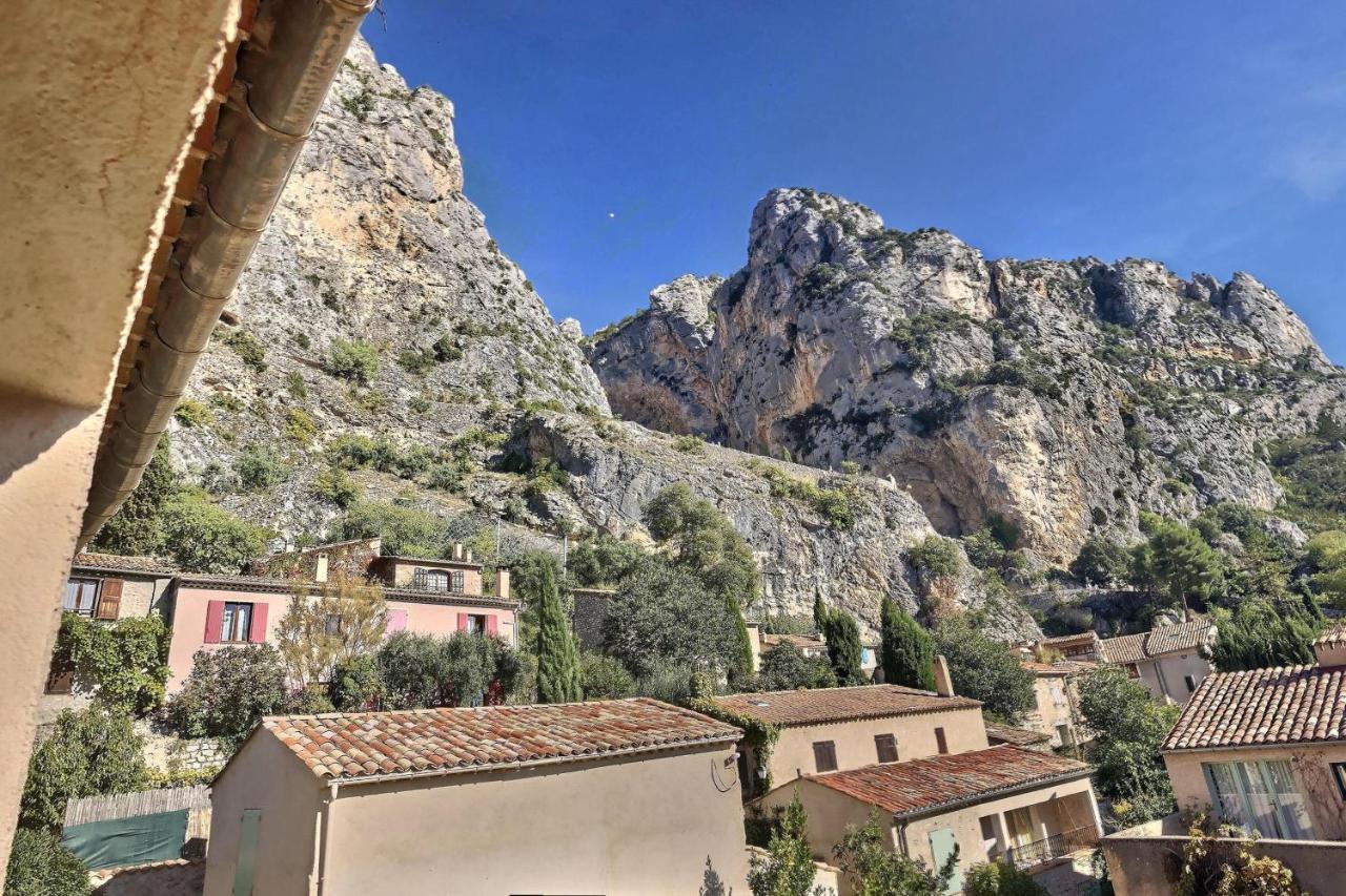 Studio Vue Sur Les Toits, Lumineux Moustiers #2 Екстер'єр фото